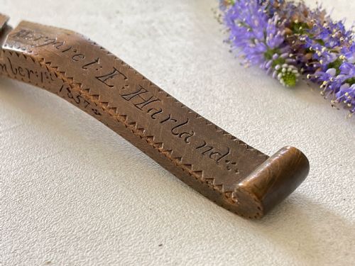 ANTIQUE TREEN KNITTING SHEATH - ADDITIONAL PHOTO 8