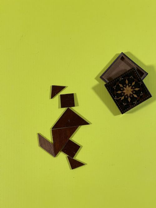 ANTIQUE TREEN TANGRAM PUZZLE TUNBRIDGE WARE - ADDITIONAL PHOTO 9