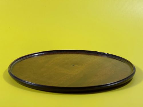 A SMALL ANTIQUE WALNUT CIRCULAR TRAY - ADDITIONAL PHOTO 1