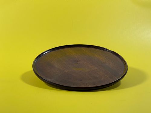 A SMALL ANTIQUE WALNUT CIRCULAR TRAY - ADDITIONAL PHOTO 11