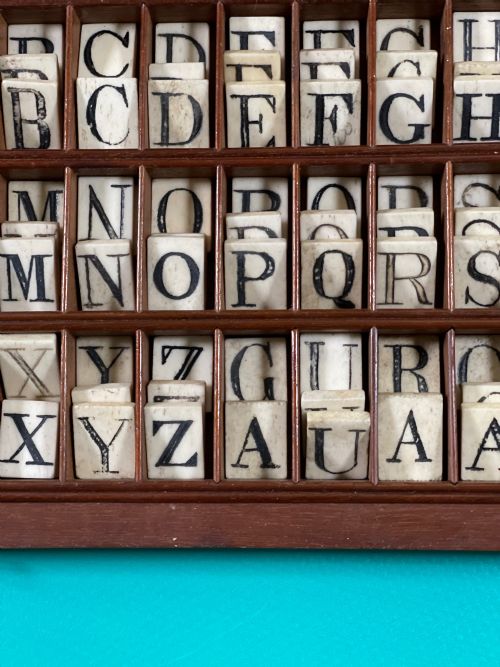 ANTIQUE BONE ALPHABET SET BOX - ADDITIONAL PHOTO 8