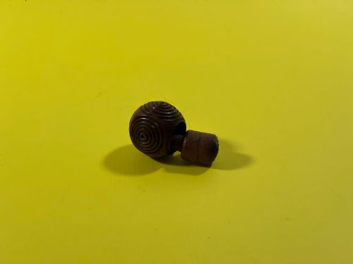 ANTIQUE TREEN FRUIT WOOD PUZZLE BALL SNUFF SOVEREIGNHOLDER - ADDITIONAL PHOTO 4