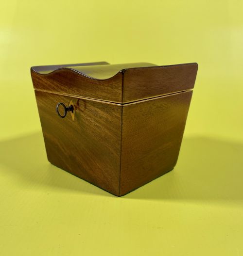 antique georgian tea caddy serpentine shaped top - CATEGORY: ANTIQUE BOXES - DATED GEORGIAN