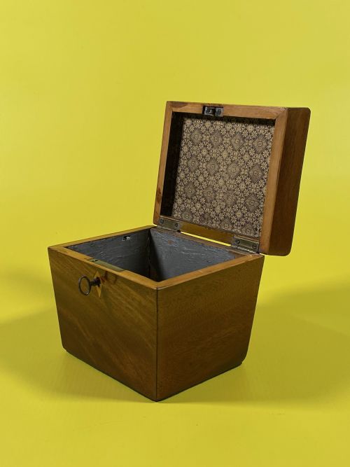 ANTIQUE GEORGIAN TEA CADDY SERPENTINE SHAPED TOP - ADDITIONAL PHOTO 5
