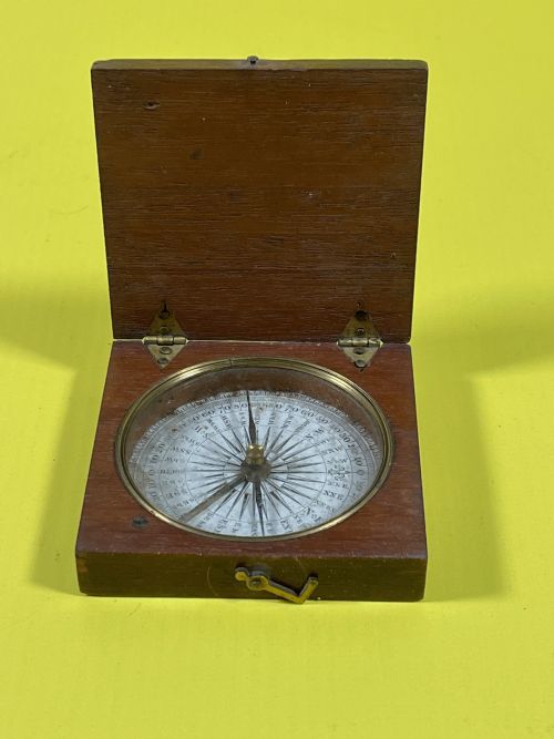 ANTIQUE EXPLORERS COMPASS - ADDITIONAL PHOTO 4