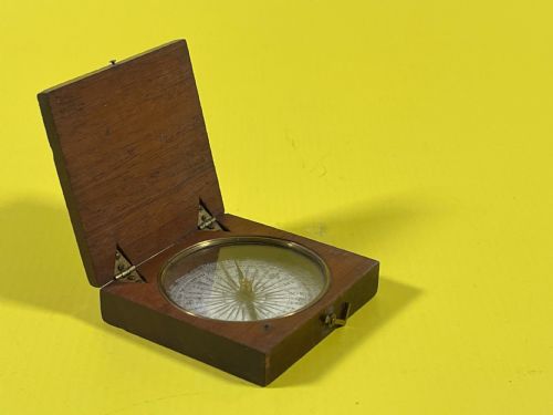 ANTIQUE EXPLORERS COMPASS - ADDITIONAL PHOTO 5