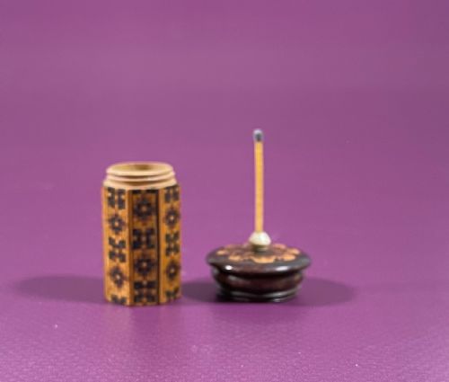 ANTIQUE TREEN TUNBRIDGE WARE GO TO BED OCTAGONAL - ADDITIONAL PHOTO 4