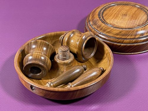 A RARE SET OF BRIGHTON BUNS WITH HANDLES - ADDITIONAL PHOTO 11