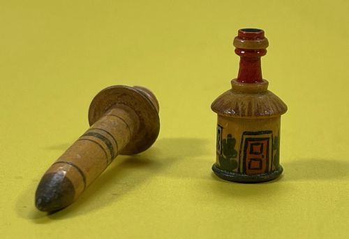 ANTIQUE TUNBRIDGE WARE COTTAGE NEEDLE CASE - ADDITIONAL PHOTO 4