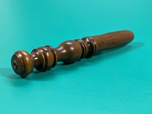 ANTIQUE TREEN 18TH CENTURY APPLE CORER - ADDITIONAL PHOTO 1