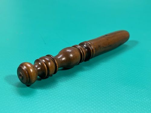 ANTIQUE TREEN 18TH CENTURY APPLE CORER - ADDITIONAL PHOTO 3