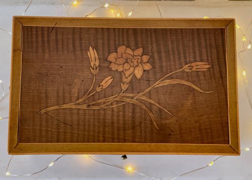A GEORGIAN MAHOGANY INLAID NETTING BOX - ADDITIONAL PHOTO 12