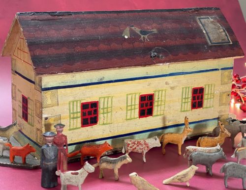 antique noahs ark includes some animals figures - CATEGORY: ANTIQUE MISCELLANEOUS - DATED 1900