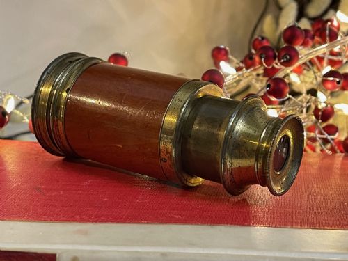 ANTIQUE CHILD'SSMALL TELESCOPE - ADDITIONAL PHOTO 1