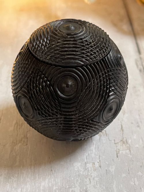 ANTIQUE TREEN PUZZLE SNUFF BOX - ADDITIONAL PHOTO 2