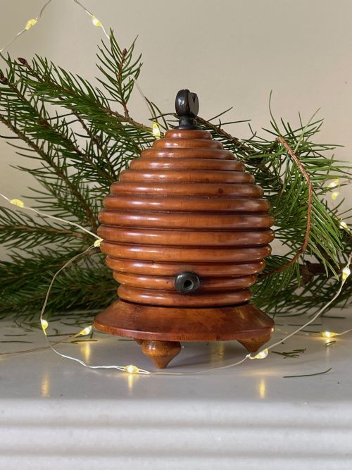 antique bee hive string box - CATEGORY: ANTIQUE BOXES - DATED 19TH CENTURY