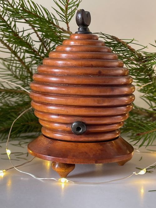 ANTIQUE BEE HIVE STRING BOX - ADDITIONAL PHOTO 2