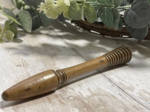 ANTIQUE WELSH TREEN KNITTING SHEATH - ADDITIONAL PHOTO 3