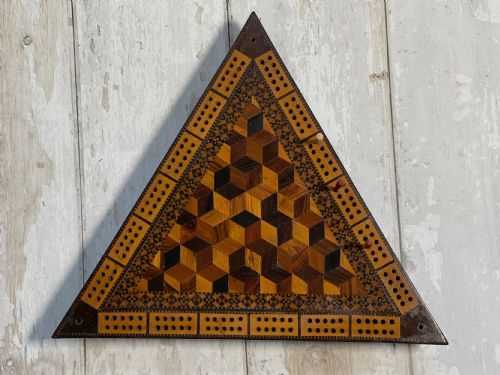 antique tunbridge ware cribbage board - CATEGORY: ANTIQUE MISCELLANEOUS - DATED 19TH CENTURY