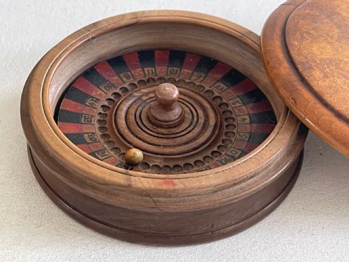 ANTIQUE TRAVELLING ROULETTE GAME - ADDITIONAL PHOTO 4