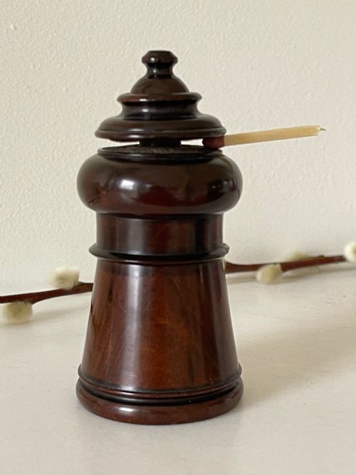 A RARE ANTIQUE TREEN DISC STRIKER GO TO BED SIMILAR TO THE BERRY DESIGN - ADDITIONAL PHOTO 1