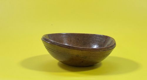 ANTIQUE TREEN SMALL DAIRY BOWL - ADDITIONAL PHOTO 5