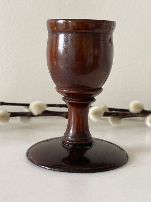 ANTIQUE TREEN ENGLISH WIDE FOOTED EGG CUP - ADDITIONAL PHOTO 3