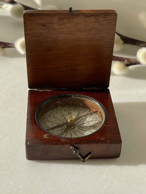 antique travellingexplorers compass by negretti zambra london - CATEGORY: ANTIQUE MISCELLANEOUS - DATED 19TH CENTURY