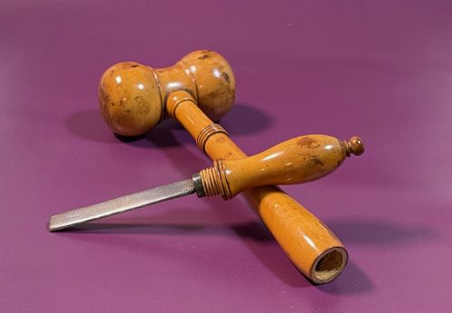 antique treen sugar mallet cutter - CATEGORY: ANTIQUE MISCELLANEOUS - DATED 19TH CENTURY