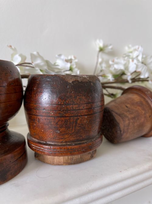 AN ANTIQUE CHARLES II SPICE MORTAR GRINDER - ADDITIONAL PHOTO 2
