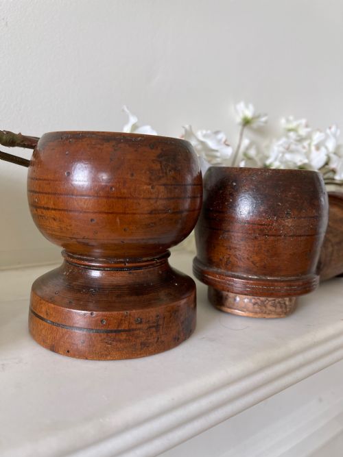 AN ANTIQUE CHARLES II SPICE MORTAR GRINDER - ADDITIONAL PHOTO 3