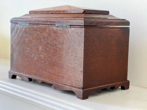 ANTIQUE OAK BOX SECRET COMPARTMENT - ADDITIONAL PHOTO 3