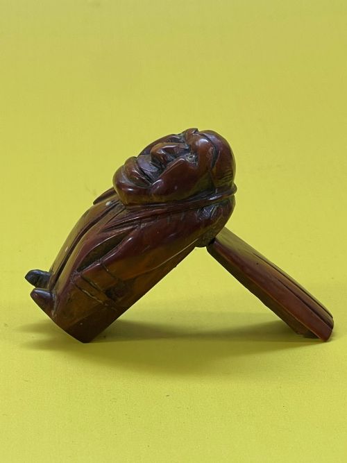 ANTIQUE COQUILLA FIGURAL SNUFF BOX - ADDITIONAL PHOTO 5