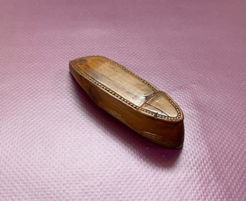 ANTIQUE PRISONER OF WAR SNUFF SHOE - ADDITIONAL PHOTO 1