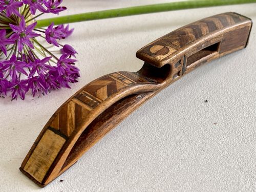 ANTIQUE TREEN KNITTING SHEATH INSCRIBED MESSAGE - ADDITIONAL PHOTO 8