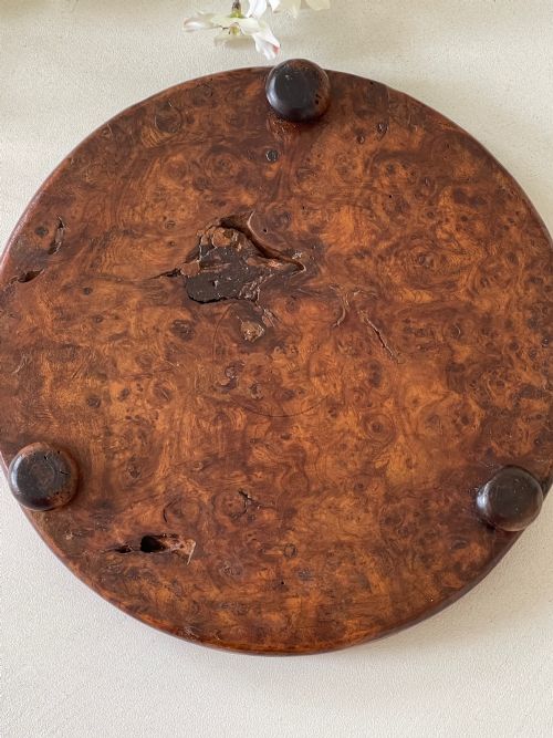 ANTIQUE YEW WOOD SOLITAIRE BOARD WITH COLOURFUL CLAY MARBLES - ADDITIONAL PHOTO 3