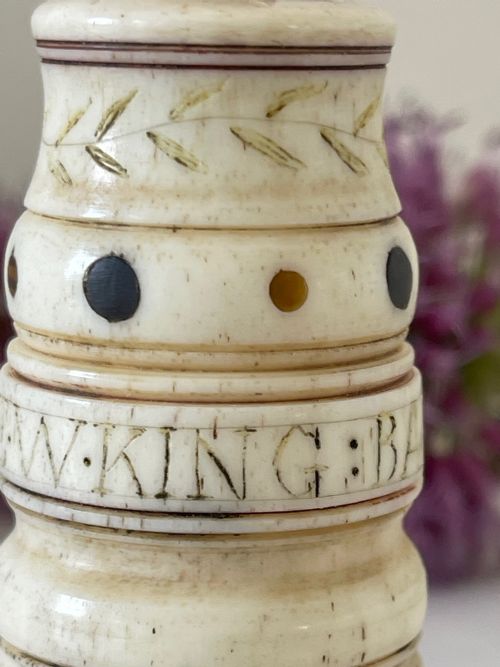 A RARE NAMED SCRIMSHAW COMBINED GO TO BED PRICKER WHALE BONE BARCLAY WHALING SHIP - ADDITIONAL PHOTO 20