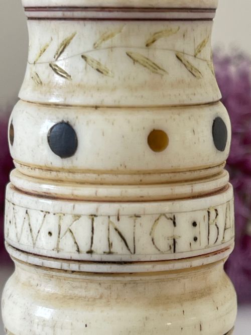 A RARE NAMED SCRIMSHAW COMBINED GO TO BED PRICKER WHALE BONE BARCLAY WHALING SHIP - ADDITIONAL PHOTO 22