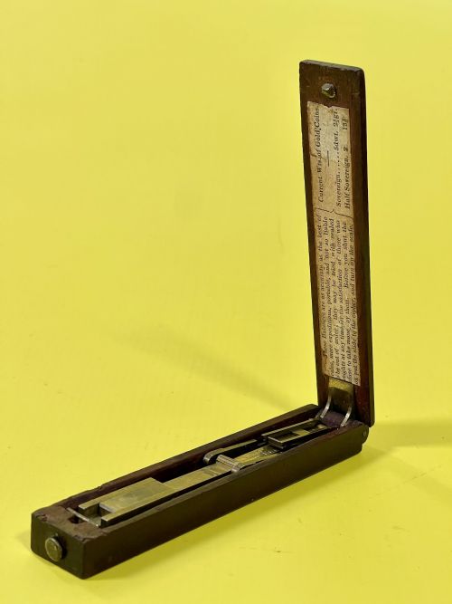 ANTIQUE FOLDING SOVEREIGN SCALES BY DE GRAVE AND SON LONDON - ADDITIONAL PHOTO 7