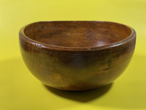 antique treen large sycamore bowl - CATEGORY: ANTIQUE MISCELLANEOUS - DATED 19TH CENTURY