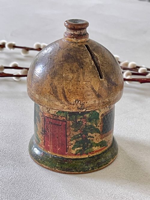 antique folk art cottage money box - CATEGORY: ANTIQUE BOXES - DATED 19TH CENTURY