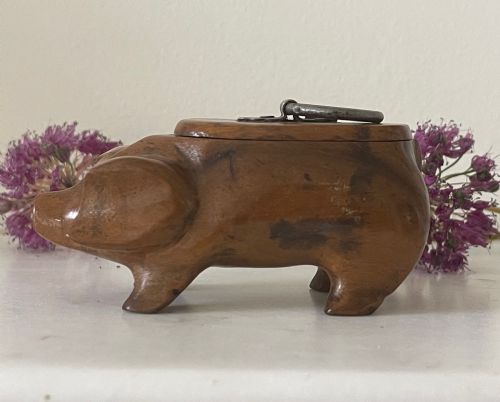 ANTIQUE TREEN PIG SNUFF BOX - ADDITIONAL PHOTO 11