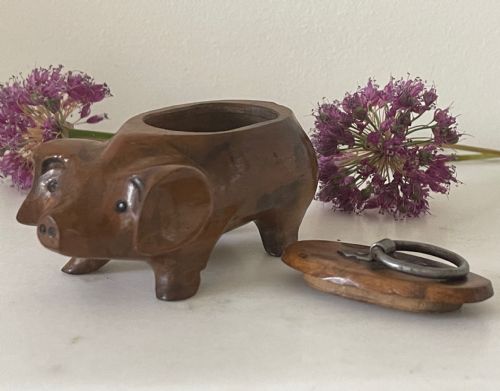 ANTIQUE TREEN PIG SNUFF BOX - ADDITIONAL PHOTO 13