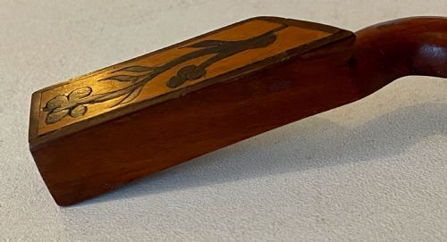 A VERY UNUSUAL IRISH ANTIQUE KILLARNEY KNITTING SHEATH - ADDITIONAL PHOTO 2