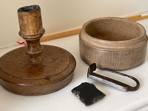 AN UNUSUAL ANTIQUE TREEN TINDER BOX - ADDITIONAL PHOTO 1