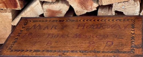 A SMALL GEORGIAN OAK CHEST BOX NAMED DATED 1829 - ADDITIONAL PHOTO 7
