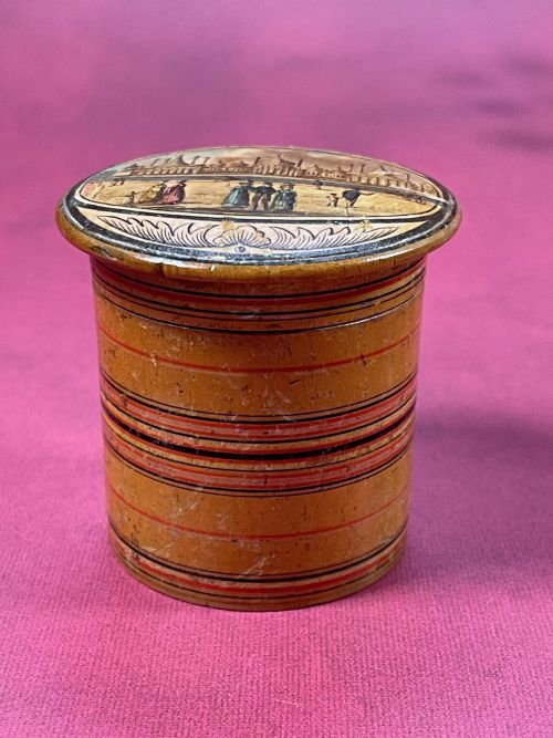 A RARE SET OF SOUVENIR WHITEWOOD TUNBRIDGE WARE STACKING POTS - ADDITIONAL PHOTO 3