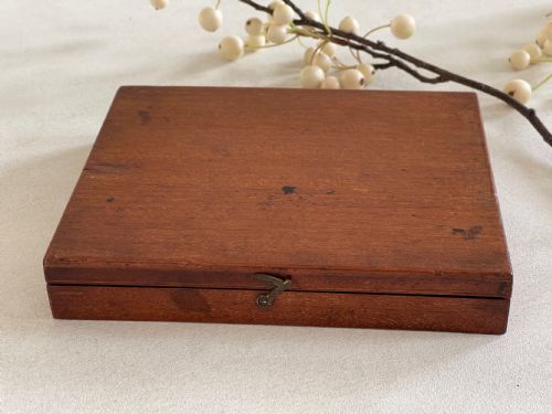 ANTIQUE ARTISTS WATERCOLOUR BOX - ADDITIONAL PHOTO 3