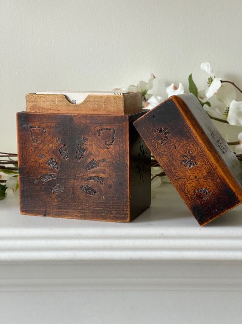 antique playing cards box cards heart decoration - CATEGORY: ANTIQUE MISCELLANEOUS - DATED 19TH CENTURY