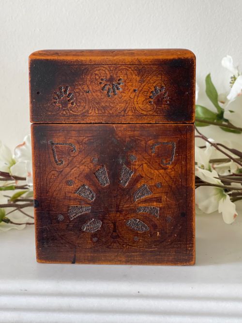 ANTIQUE PLAYING CARDS BOX CARDS HEART DECORATION - ADDITIONAL PHOTO 1
